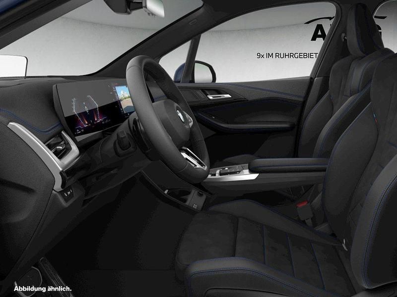 Nowe BMW 220 Performance 170 KM (125 kW) 2026 Szary Sedan/Limuzyna