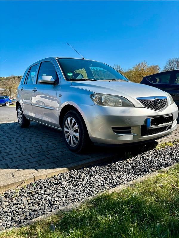 Gebraucht Mazda 2 80 PS (58 kW) 2005 Grau Kleinwagen
