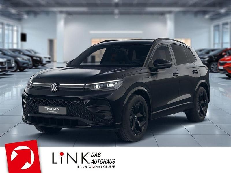 Schwarz Neu 2025 VW Tiguan R-line SUV | 64.890 € - Bild 1/4