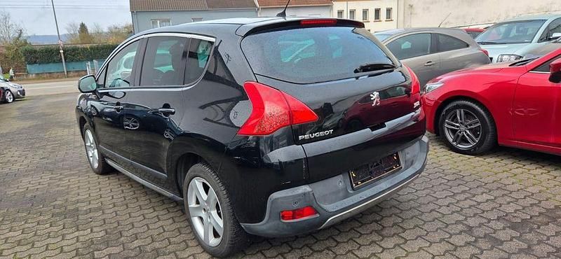Gebraucht Peugeot 3008 Platinum 150 PS (110 kW) 2011 Schwarz Kombi