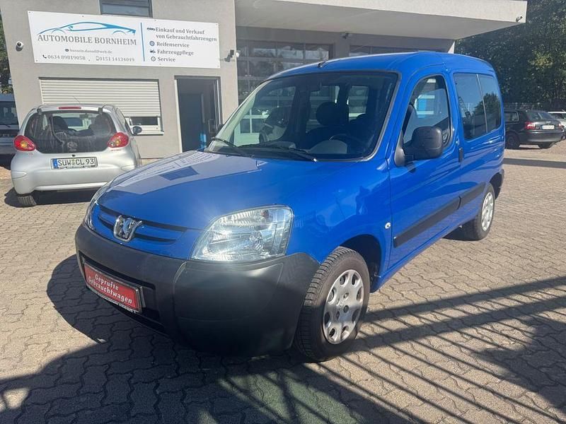 Blau Gebraucht 2005 Peugeot Partner Van | 3.999 € (Teuer) - Bild 1/4