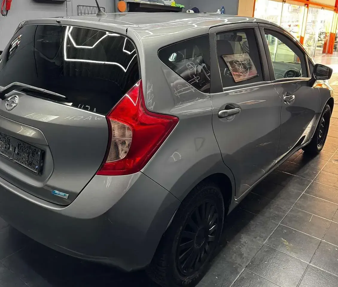 Second-hand Nissan Note Acenta 80 CP (58 kW) 2014 Gri Hatchback