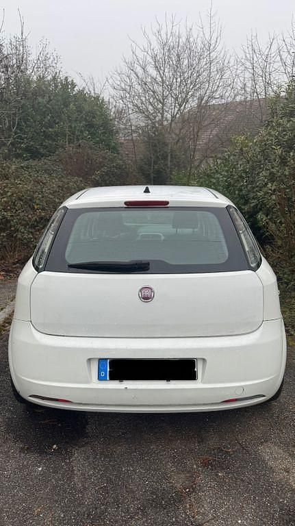 Gebraucht Fiat Grande Punto 77 PS (56 kW) 2009 Weiß Kleinwagen