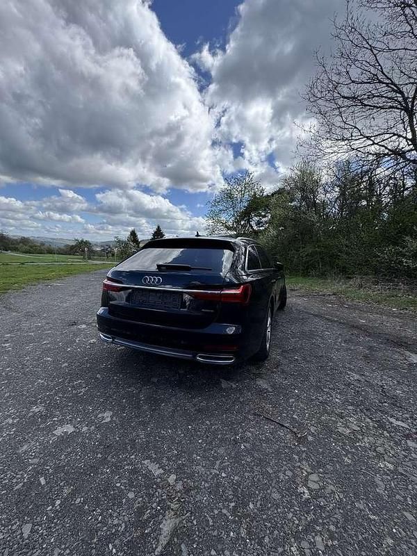 Gebraucht Audi A6 Sport 265 PS (194 kW) 2021 Schwarz Kombi