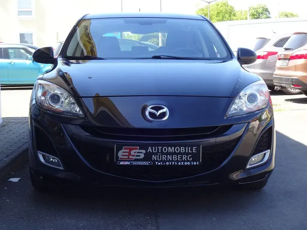 Używany Mazda 3 90th Anniversary 105 KM (77 kW) 2010 Czarny Sedan/Limuzyna