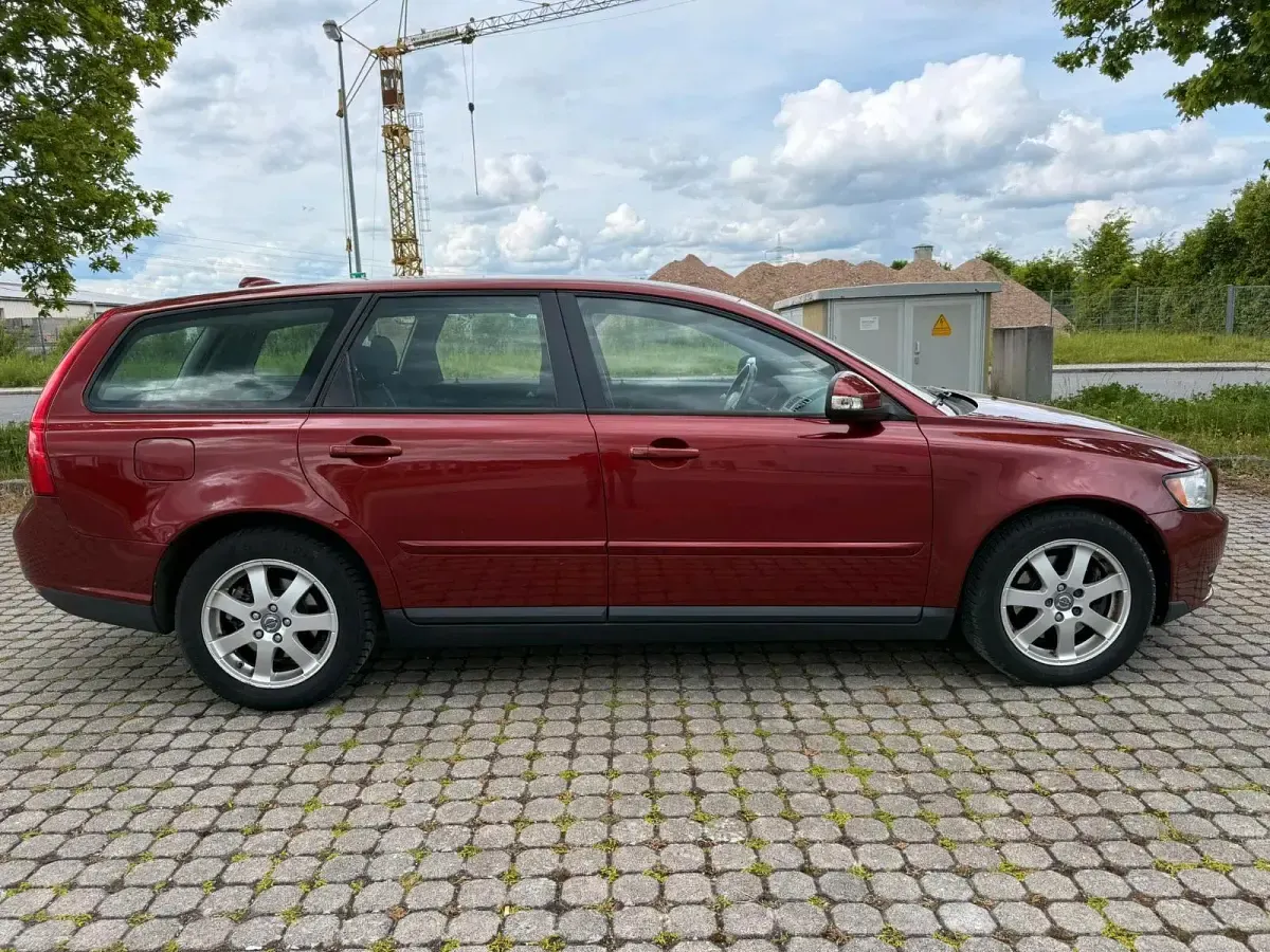 Brugt Volvo V50 136 HK (100 kW) 2010 Rød Stationcar