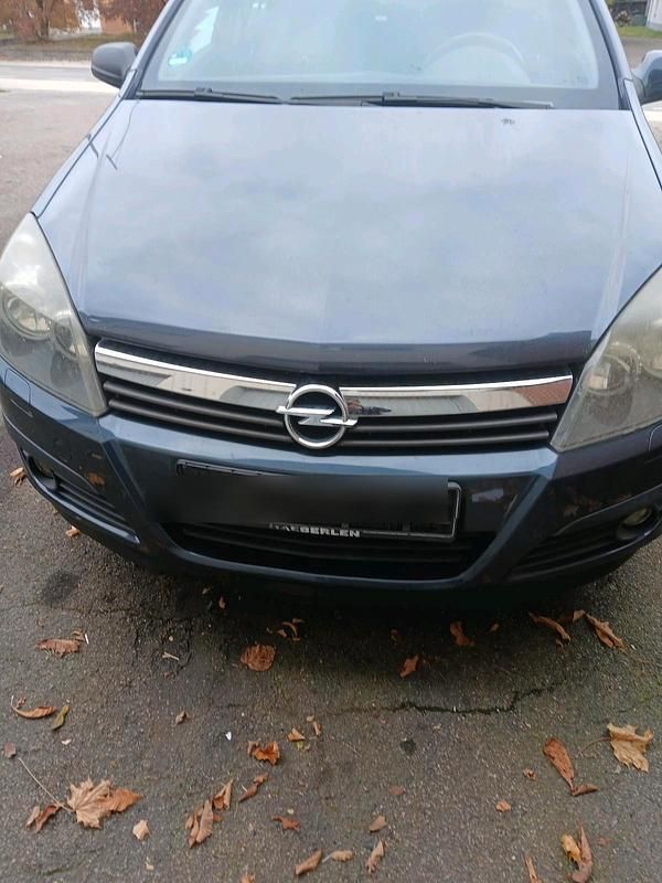 Grau Gebraucht 2007 Opel Astra Kombi | 750 € (Superpreis) - Bild 1/4