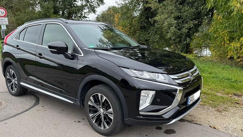 Gebraucht Mitsubishi Eclipse Cross 163 PS (119 kW) 2018 Schwarz SUV