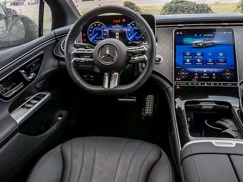 Gebraucht Mercedes 300 169 kW (231 PS) 2024 Schwarz Limousine