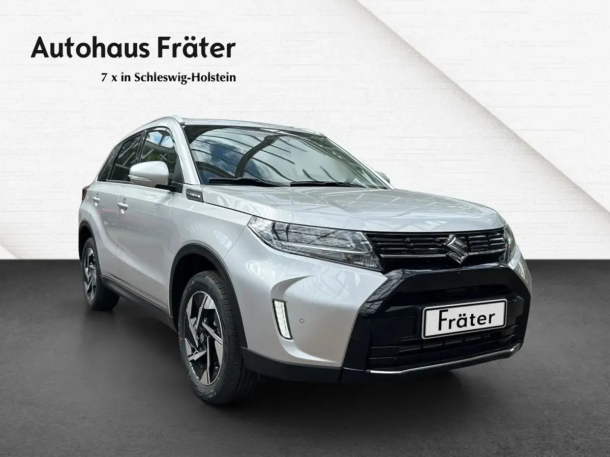 Gebraucht Suzuki Vitara Comfort+ 129 PS (94 kW) 2025 Silber SUV