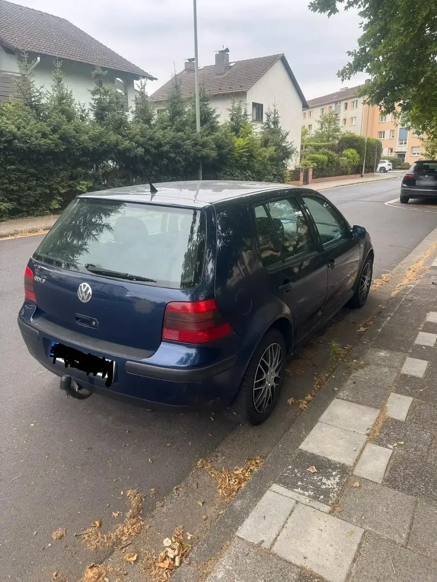 Gebraucht VW Golf IV 75 PS (55 kW) 2001 Blau Limousine