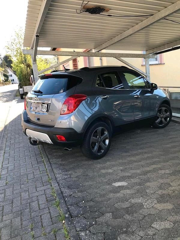 Grau Gebraucht 2013 Opel Mokka Innovation SUV | 6.250 € (Guter Preis) - Bild 1/4