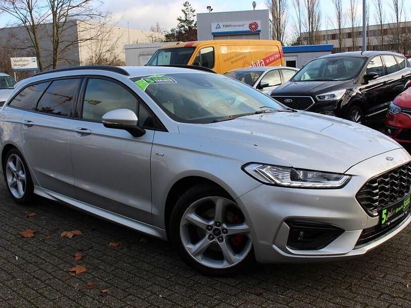Gebraucht Ford Mondeo ST-Line 150 PS (110 kW) 2021 Polarsilber metallic Kombi