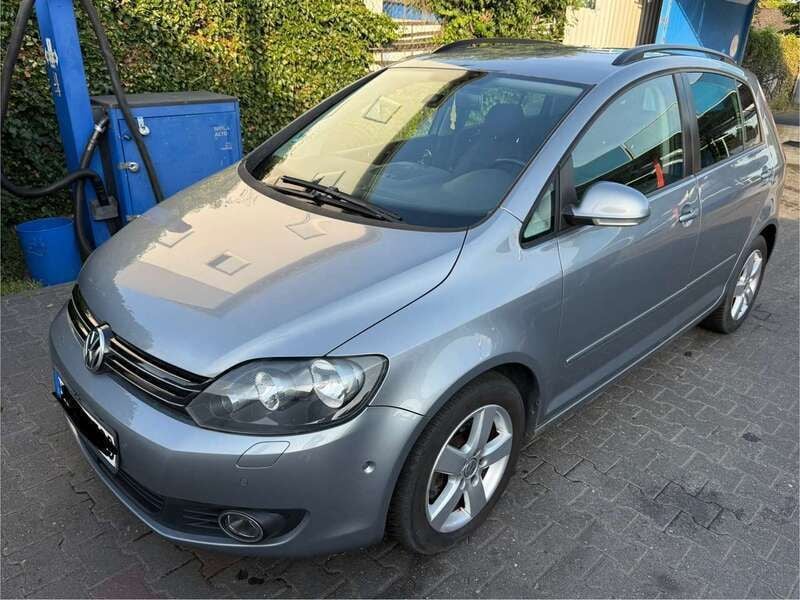 Gebraucht 2010 VW Golf Plus Cross Team Van / Kleinbus | 3.700 € (Guter Preis) - Bild 1/4