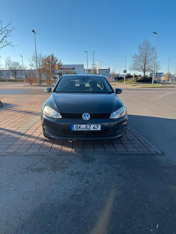 Gebraucht VW Golf VII 105 PS (77 kW) 2013 Grau Kleinwagen