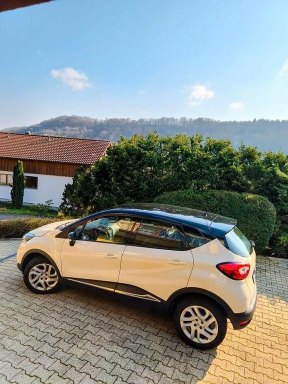Gebraucht Renault Captur Intens 90 PS (66 kW) 2016 Beige SUV