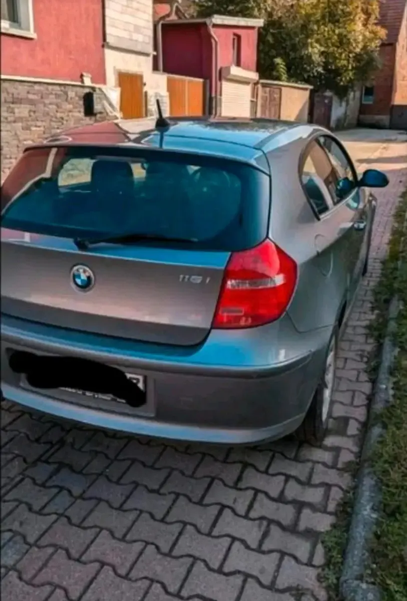 Gebraucht BMW 116 122 PS (89 kW) 2010 Grau Kleinwagen