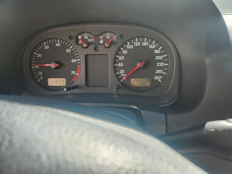 Gebraucht VW Golf III 105 PS (77 kW) 1991 Silber Kleinwagen