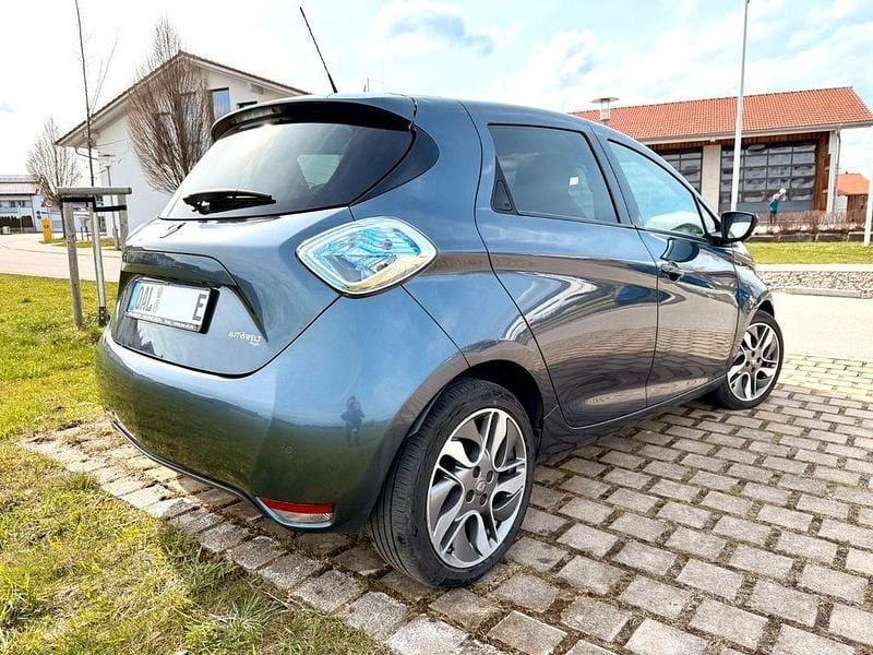 Gebraucht Renault Zoe Intens 67 kW (92 PS) 2018 Blau Kleinwagen