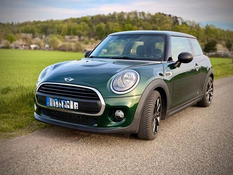 Usata Mini ONE 102 CV (75 kW) 2017 Verde Utilitaria