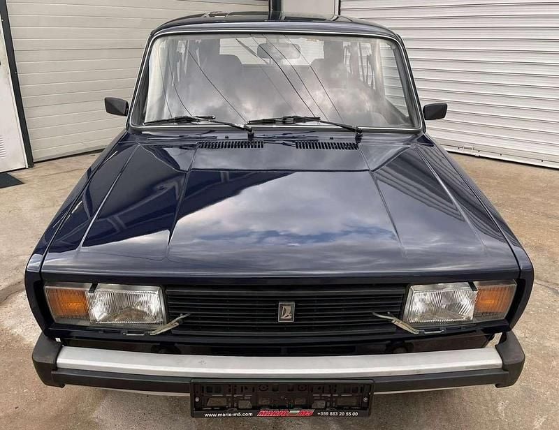 Violett Gebraucht 1988 Lada 2104 Kombi | 11.555 € - Bild 1/4