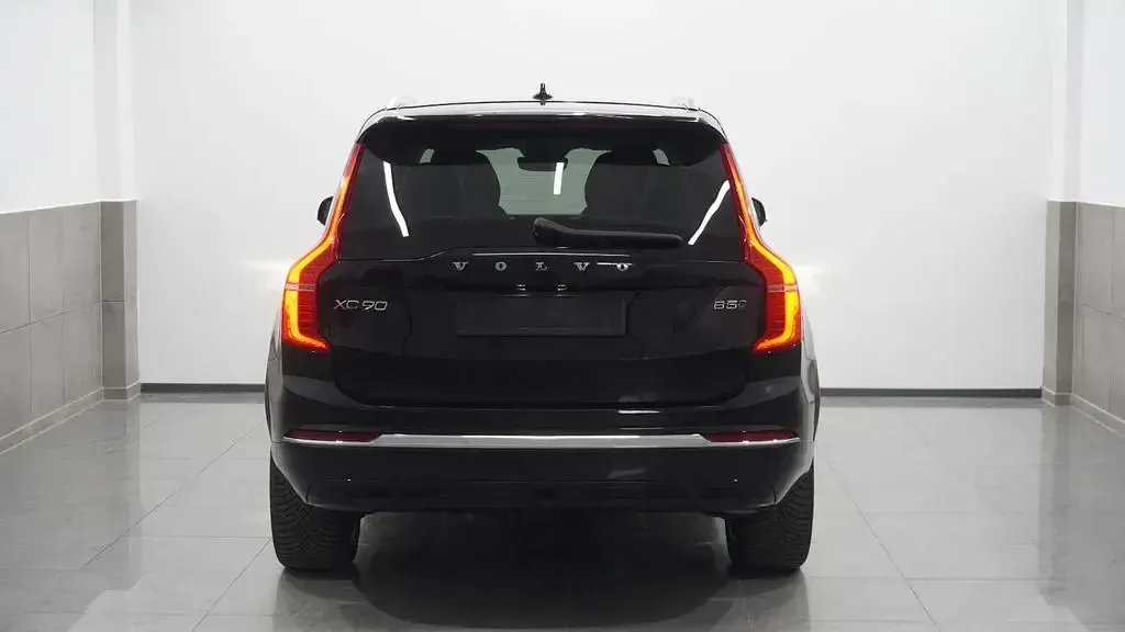 Gebraucht Volvo XC90 Plus 235 PS (172 kW) 2023 Schwarz SUV