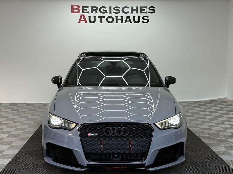 Gebraucht Audi RS3 Comfort 367 PS (269 kW) 2016 Grau Limousine