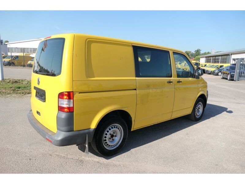 Gebraucht VW T5 84 PS (61 kW) 2011 Ginstergelb r1032 Van