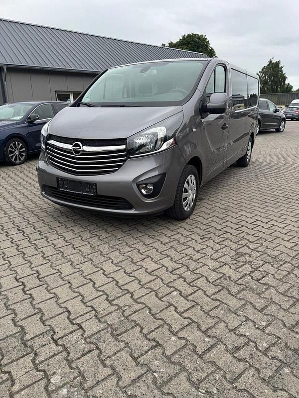 Grau Gebraucht 2018 Opel Vivaro Van | 21.700 € - Bild 1/4