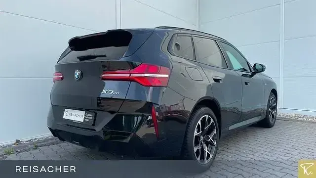 Gebraucht BMW X3 M Sport 208 PS (152 kW) 2024 Schwarz SUV