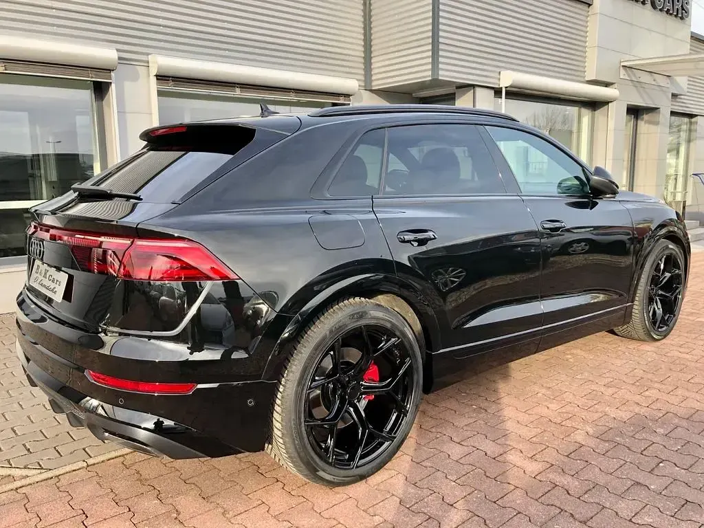 Gebraucht Audi Q8 S-Line 286 PS (210 kW) 2025 Mythosschwarz metallic (metallic) SUV