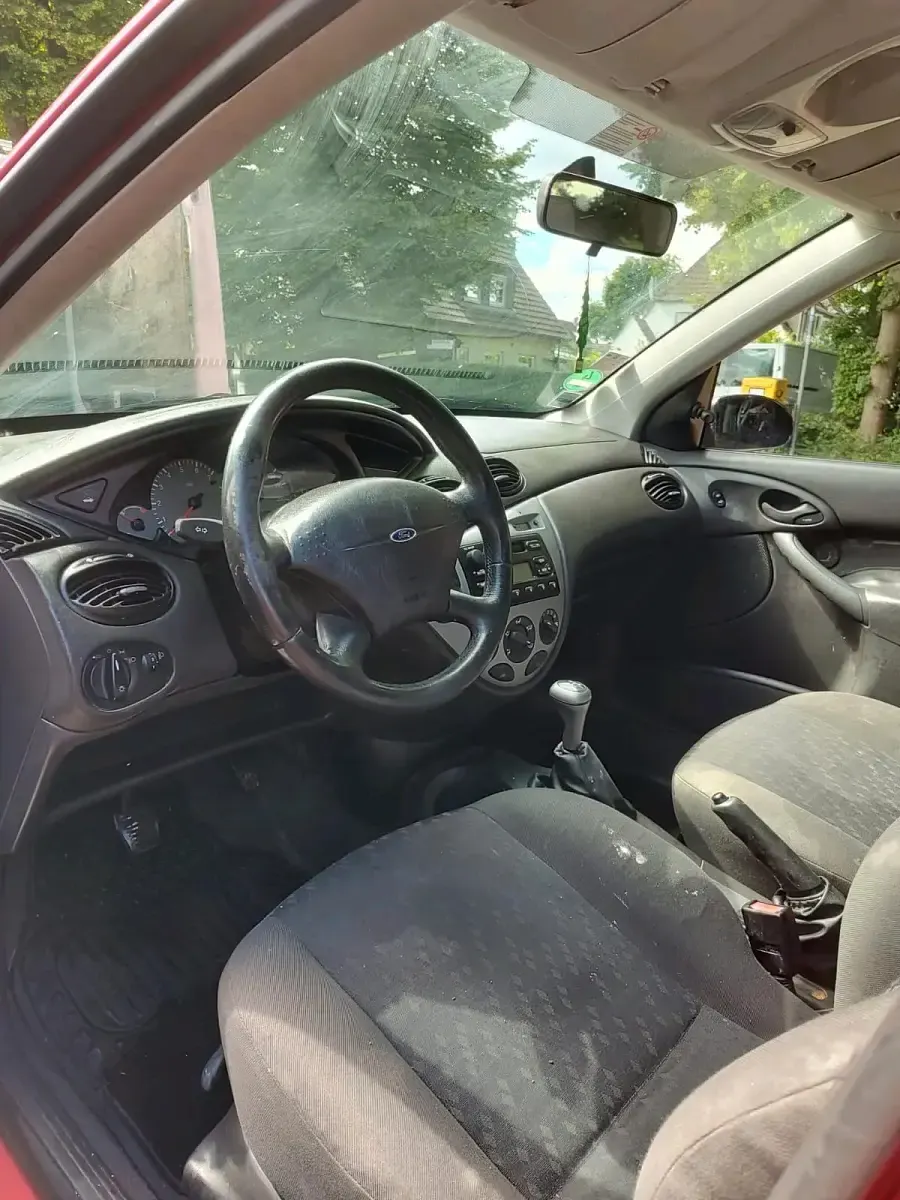 Gebraucht Ford Focus 75 PS (55 kW) 2000 Limousine