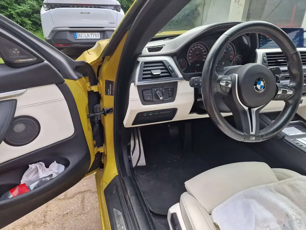 Gebraucht BMW M4 Cabriolet Competition Edition 450 PS (330 kW) 2019 Gelb Cabrio