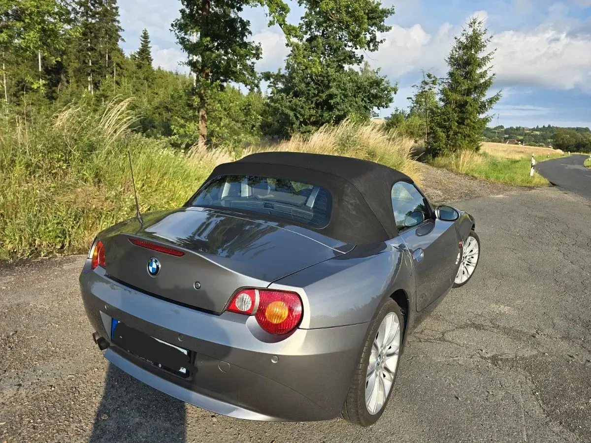 Gebraucht BMW Z4 231 PS (169 kW) 2005 Grau Cabrio