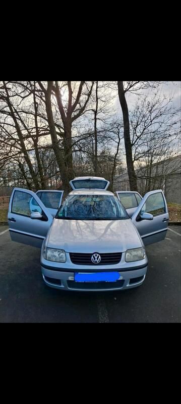 Silber Gebraucht 2001 VW Polo Kleinwagen | 700 € (Guter Preis) - Bild 1/4