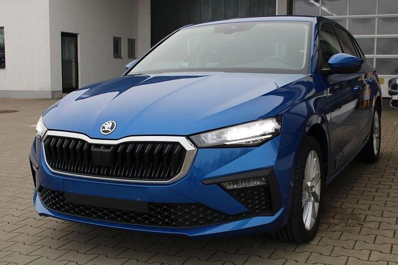 Gebraucht Skoda Scala Selection 116 PS (85 kW) 2024 Blau Kleinwagen