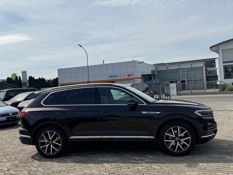 Gebraucht VW Touareg Elegance 330 PS (242 kW) 2020 SUV