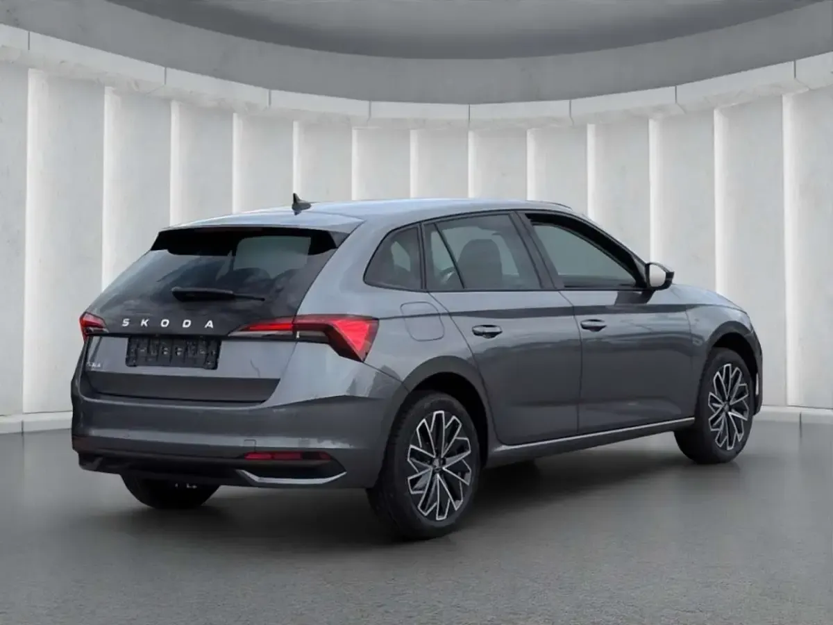 Neu Skoda Scala 116 PS (85 kW) 2026 Grau Kleinwagen