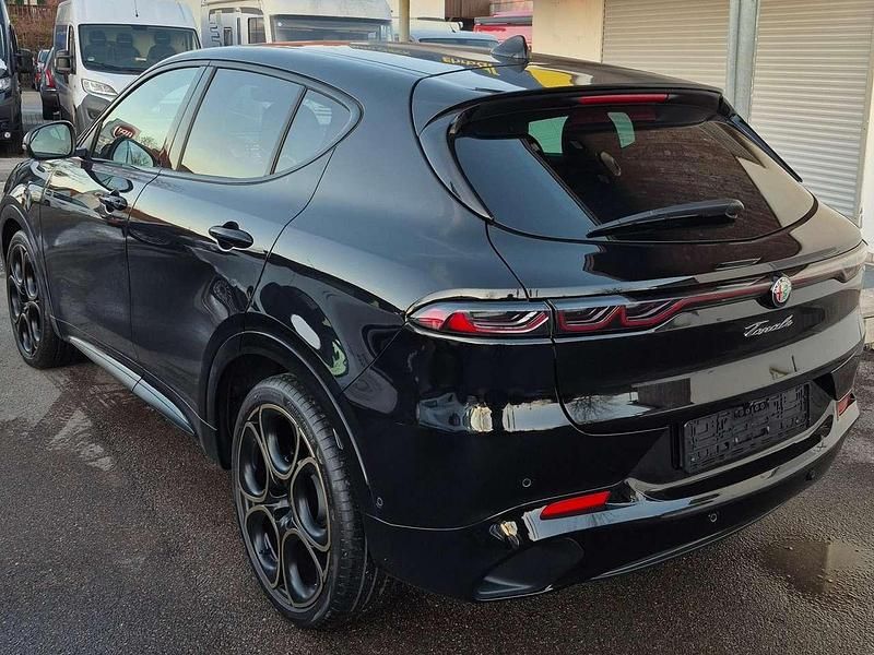 Neu Alfa Romeo Tonale 160 PS (117 kW) 2025 Nero alfa SUV