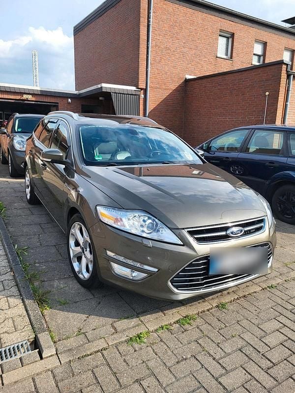 Gold Gebraucht 2014 Ford Mondeo Kombi | 6.200 € (Guter Preis) - Bild 1/4