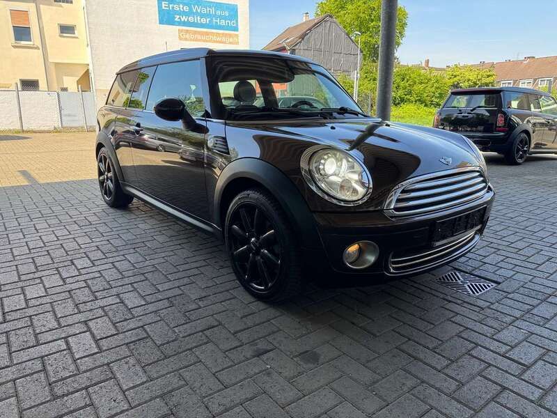 Hot chocolate metallic Gebraucht 2010 Mini Cooper Clubman Kombi | 4.990 € (Fairer Preis) - Bild 1/4