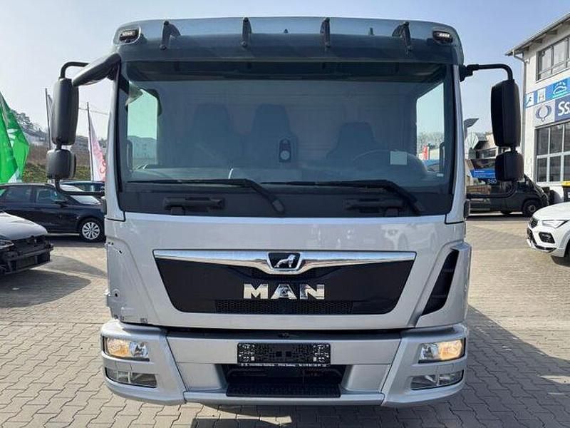 Gebraucht MAN TGE 2018 Silber Van