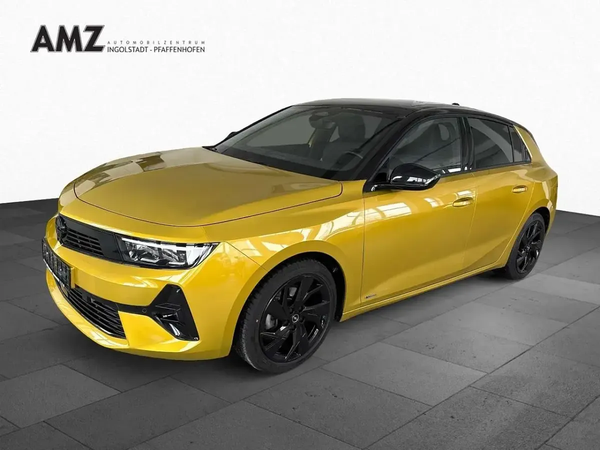 Gebraucht Opel Astra drive 131 PS (96 kW) 2023 Kult gelb Kleinwagen