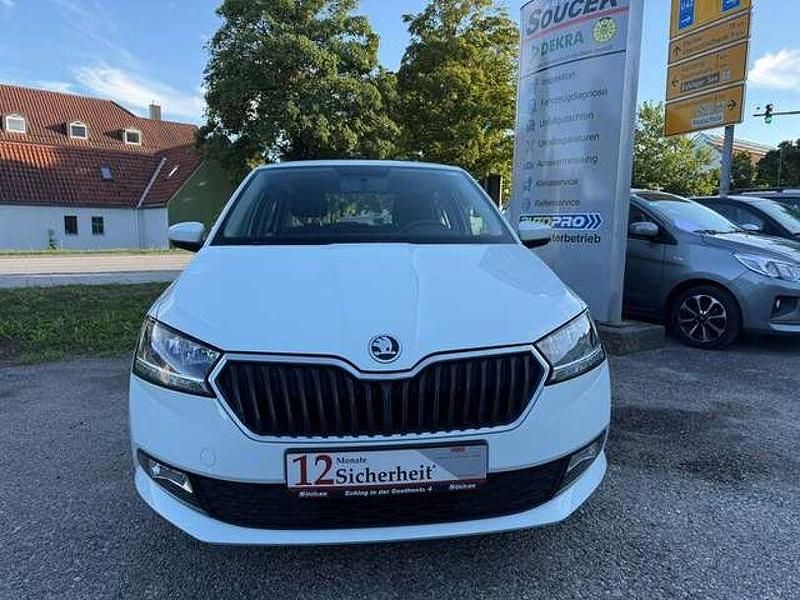 Gebraucht Skoda Fabia Cool Plus 60 PS (44 kW) 2019 Laserweiss Kleinwagen
