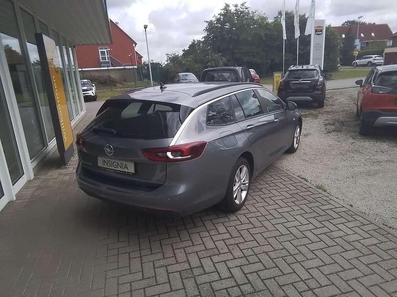 Gebraucht Opel Insignia Edition 122 PS (89 kW) 2021 Lichtgrau Kombi