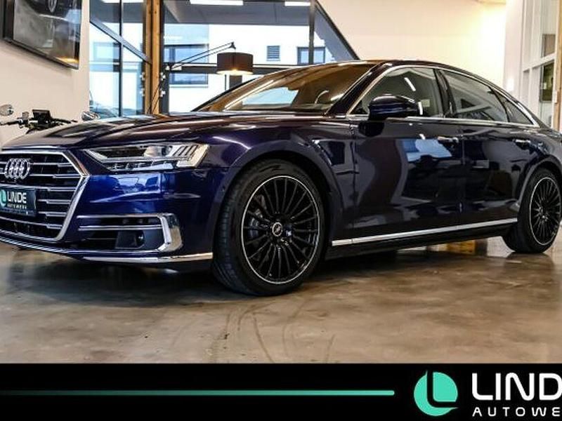 Blau Gebraucht 2017 Audi A8 Sport Limousine | 41.900 € (Etwas zu teuer) - Bild 1/4