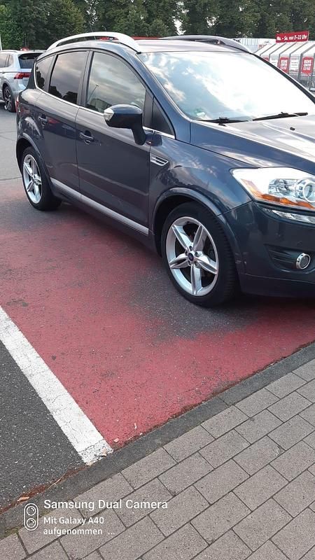 Gebraucht Ford Kuga Individual 163 PS (119 kW) 2012 SUV