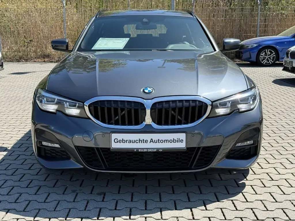 Gebraucht BMW 318 Performance 150 PS (110 kW) 2021 Grau Kombi
