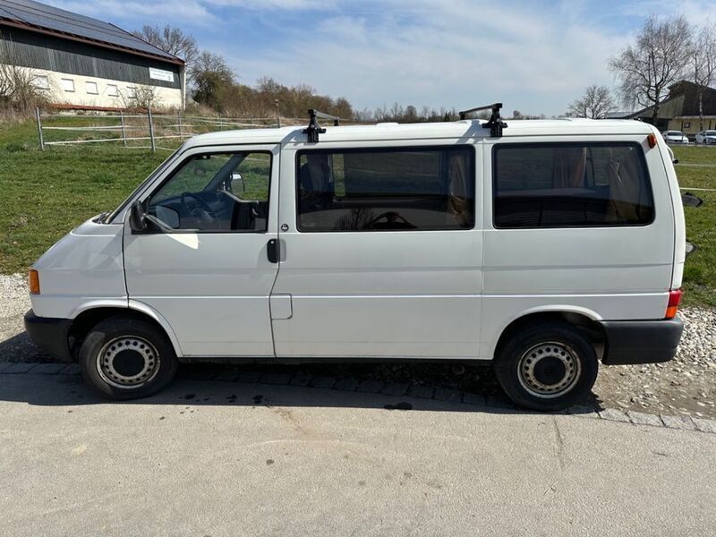 Weiß Gebraucht 1997 VW T4 Van | 4.950 € (Teuer) - Bild 1/4
