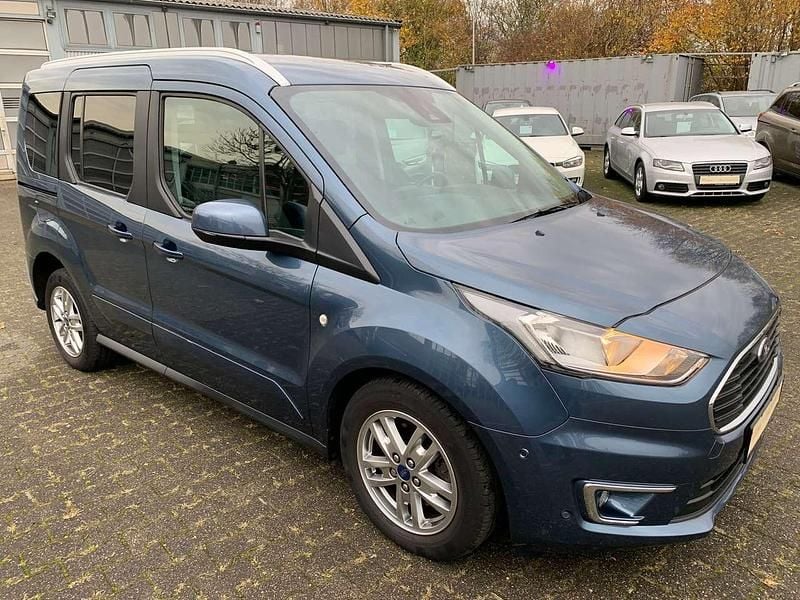 Chromablau metallic Gebraucht 2019 Ford Tourneo Connect Titanium Van / Kleinbus | 18.950 € (Fairer Preis) - Bild 1/4